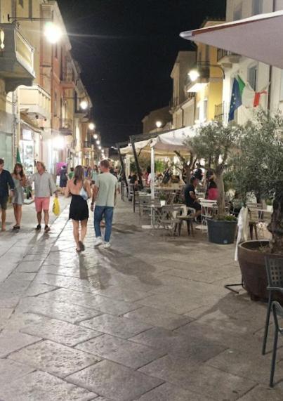 Int13 Via De Filippi Ξενοδοχείο Όλμπια Εξωτερικό φωτογραφία